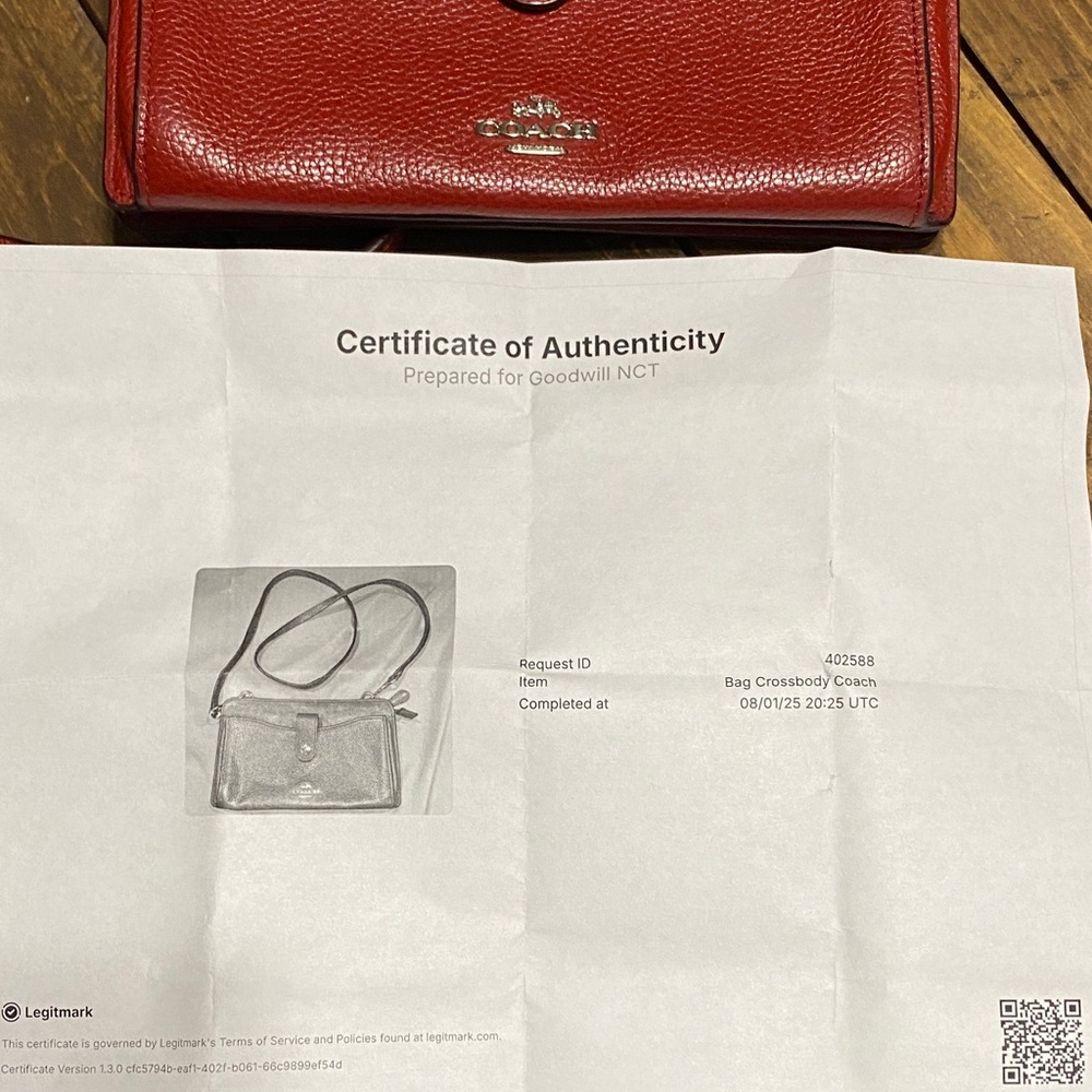 Coach Noa Pop Up Messenger Crossbody Bag in Pebble Red Leather - Picture 15 of 16